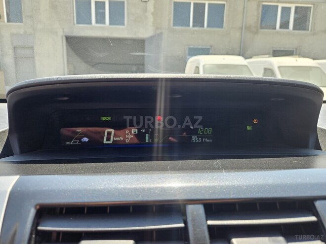 Toyota Prius V 2012, 313,822 km - 1.8 l - Bakı