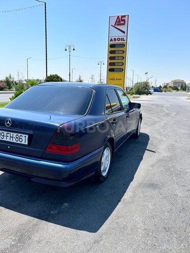 Mercedes C 180 1999, 290,000 km - 1.8 л - Sumqayıt