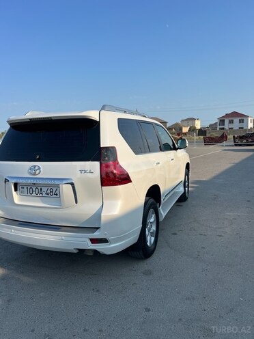 Toyota Land Cruiser Prado 2012, 235,000 km - 2.7 л - Bakı