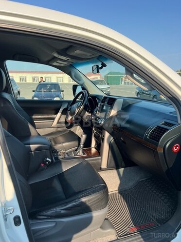 Toyota Land Cruiser Prado 2012, 235,000 km - 2.7 л - Bakı