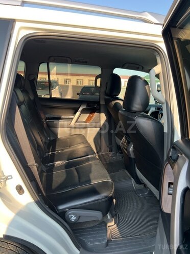 Toyota Land Cruiser Prado 2012, 235,000 km - 2.7 л - Bakı