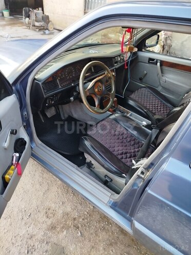 Mercedes 190 1990, 373,300 km - 1.8 l - İsmayıllı
