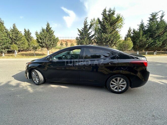 Hyundai Elantra 2015, 119,000 km - 1.8 l - Bakı