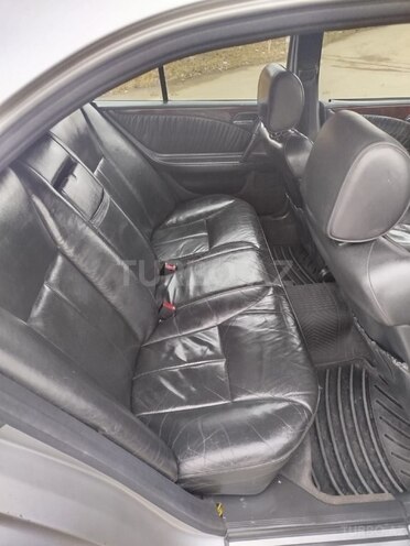 Mercedes E 280 1999, 223,344 km - 2.8 l - Quba