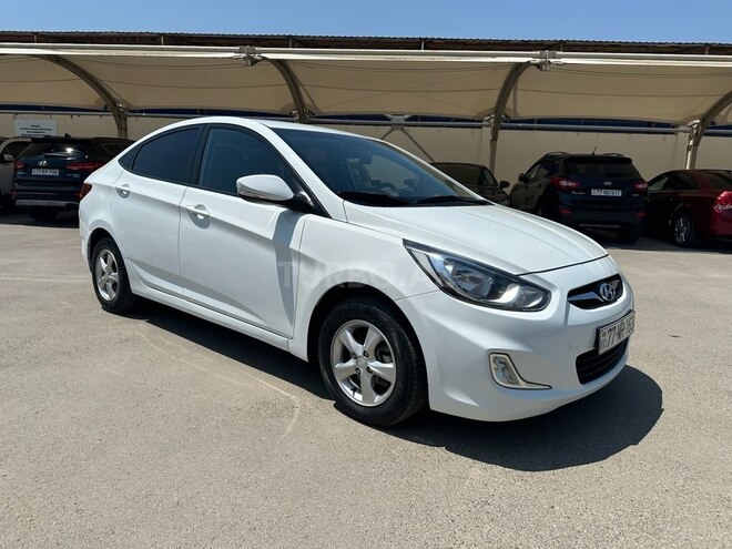 Hyundai Accent 2014, 121,000 km - 1.4 l - Bakı