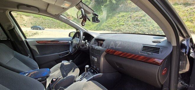 Opel Astra 2005, 246,500 km - 1.8 l - Astara