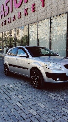 Kia Rio 2005, 300,000 km - 1.5 l - Bakı