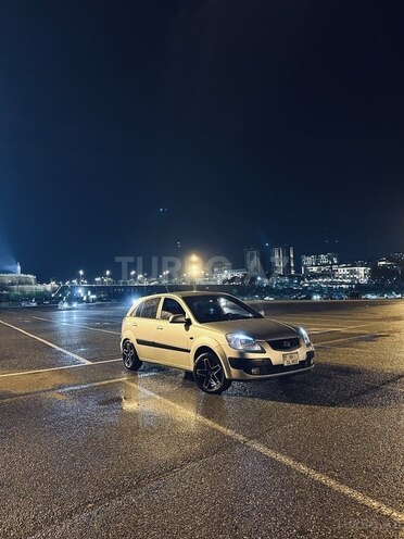 Kia Rio 2005, 300,000 km - 1.5 l - Bakı