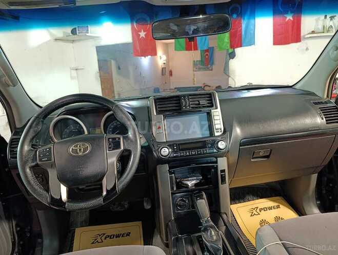 Toyota Land Cruiser Prado 2011, 513,000 km - 2.7 л - Bakı