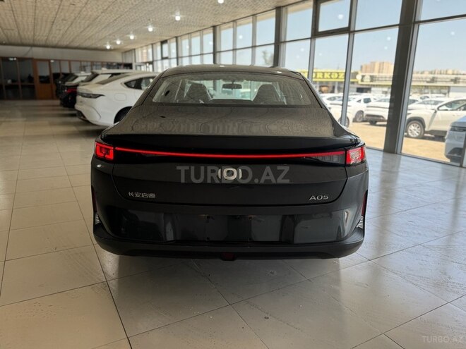 Changan Qiyuan A05 2025, 0 km - 1.5 л - Bakı