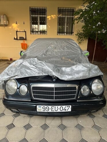 Mercedes E 200 d 1999, 663,600 km - 2.2 л - Goranboy