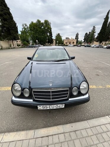 Mercedes E 200 d 1999, 663,600 km - 2.2 л - Goranboy