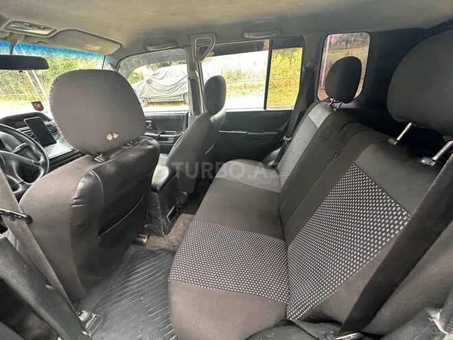 Mitsubishi Pajero io 2000, 272,819 km - 2.0 l - Bakı