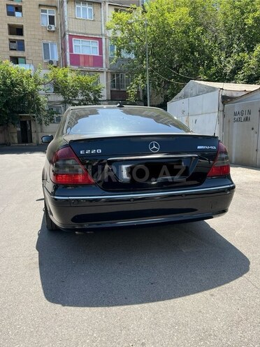 Mercedes E 220 d 2003, 411,856 km - 2.2 l - Bakı