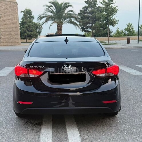 Hyundai Elantra 2015, 180,000 km - 1.8 l - Bakı