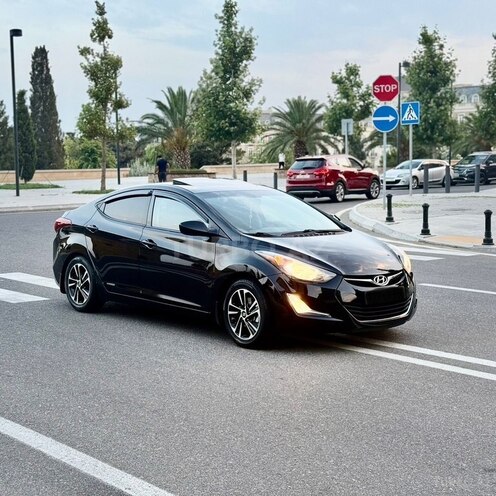 Hyundai Elantra 2015, 180,000 km - 1.8 l - Bakı