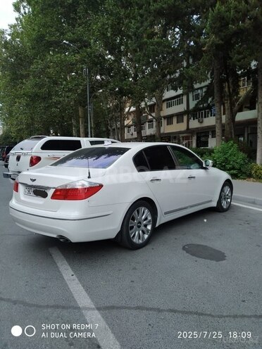 Hyundai Genesis 2010, 270,000 km - 3.8 л - Mingəçevir