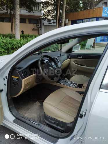 Hyundai Genesis 2010, 270,000 km - 3.8 л - Mingəçevir