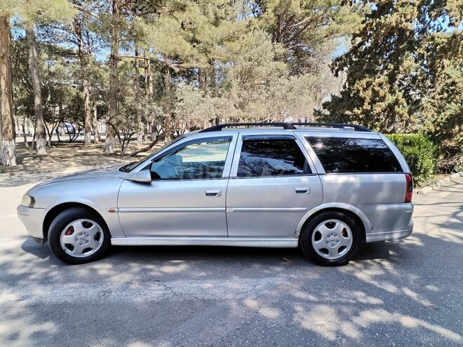 Opel Vectra 1999, 306,128 km - 1.8 l - Sumqayıt