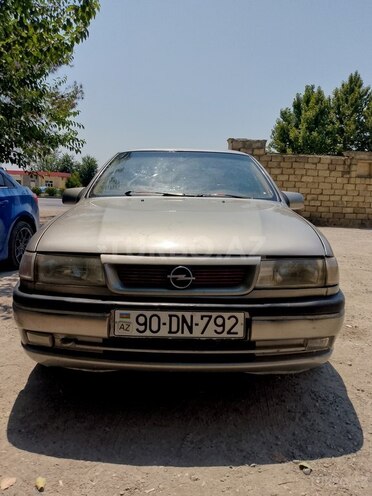 Opel Vectra 1994, 215,600 km - 2.0 l - Kürdəmir
