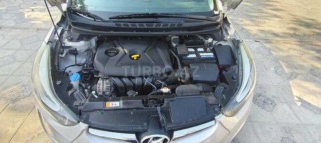 Hyundai Elantra 2015, 133,000 km - 1.8 л - Qazax