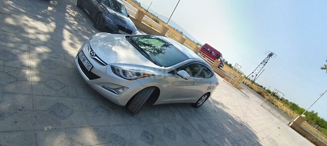 Hyundai Elantra 2015, 133,000 km - 1.8 л - Qazax