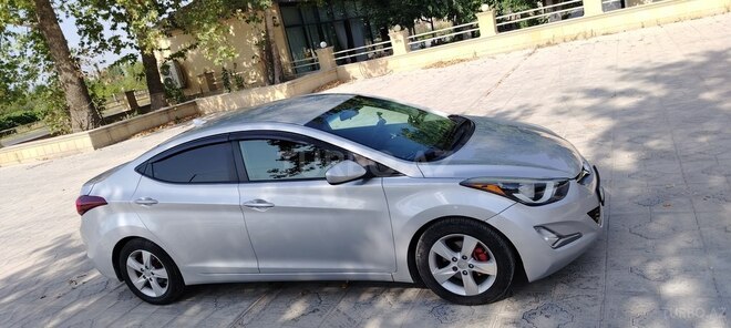 Hyundai Elantra 2015, 133,000 km - 1.8 л - Qazax