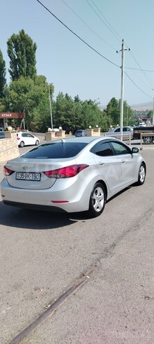 Hyundai Elantra 2015, 133,000 km - 1.8 л - Qazax