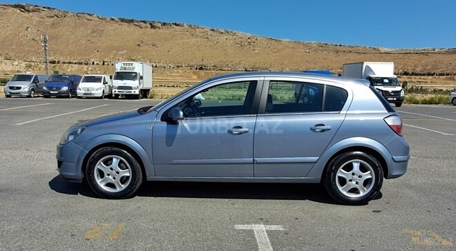Opel Astra 2004, 211,052 km - 1.4 l - Bakı
