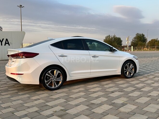 Hyundai Elantra 2016, 131,000 km - 2.0 л - Bakı