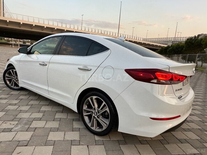 Hyundai Elantra 2016, 131,000 km - 2.0 л - Bakı