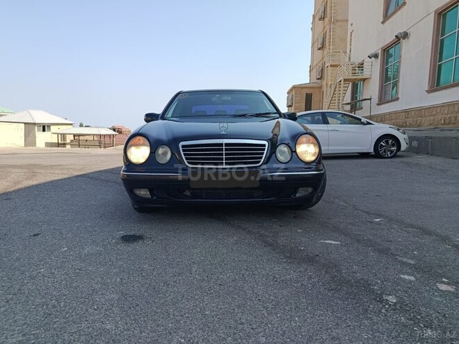 Mercedes E 220 d 2001, 394,500 km - 2.2 л - Bakı