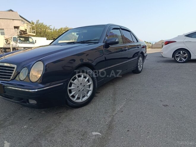 Mercedes E 220 d 2001, 394,500 km - 2.2 л - Bakı