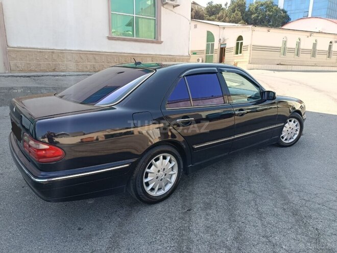 Mercedes E 220 d 2001, 394,500 km - 2.2 л - Bakı