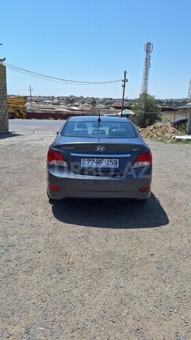 Hyundai Accent 2013, 395,000 km - 1.6 l - Bakı