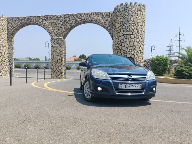 Opel Astra 2007, 293,559 km - 1.4 л - Füzuli