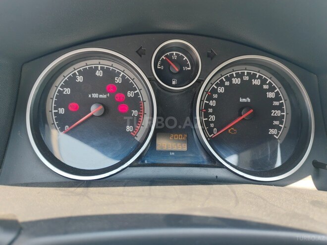 Opel Astra 2007, 293,559 km - 1.4 л - Füzuli