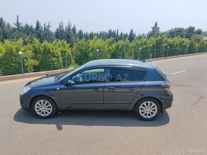 Opel Astra 2007, 293,559 km - 1.4 л - Füzuli