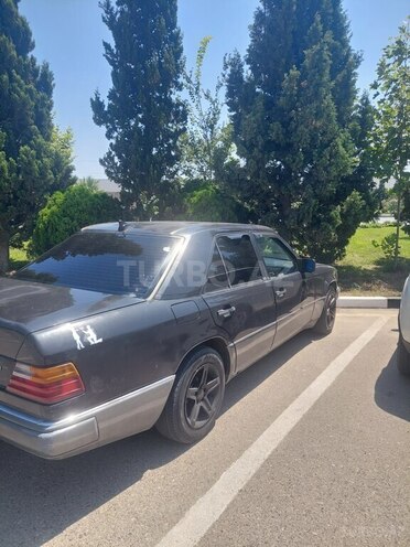 Mercedes E 230 1990, 460,000 km - 2.3 l - Sumqayıt