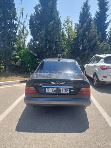 Mercedes E 230 1990, 460,000 km - 2.3 l - Sumqayıt