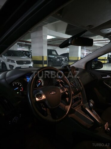 Ford Focus 2013, 123,500 km - 1.6 л - Bakı
