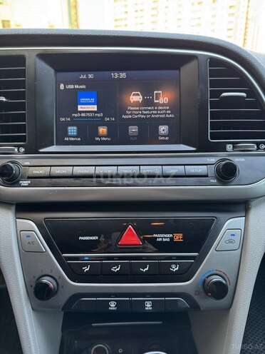 Hyundai Elantra 2017, 289,682 km - 2.0 l - Bakı