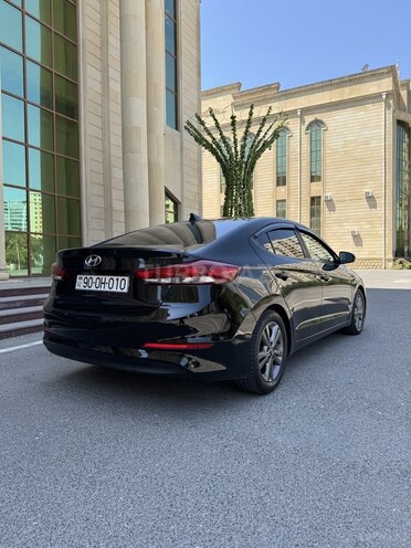 Hyundai Elantra 2017, 289,682 km - 2.0 l - Bakı