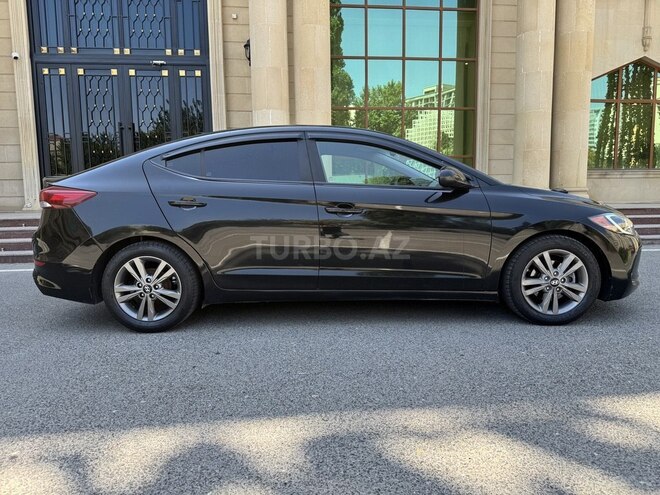 Hyundai Elantra 2017, 289,682 km - 2.0 l - Bakı