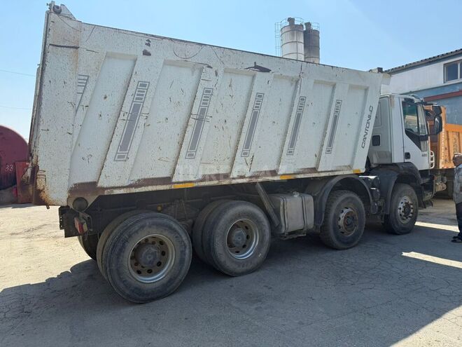 Iveco Trakker 2011, 120,000 km - 13.0 l - Bakı