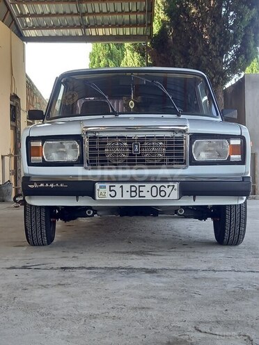 LADA (VAZ) 2107 2003, 350,000 km - 1.6 l - Samux