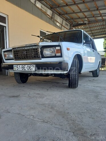 LADA (VAZ) 2107 2003, 350,000 km - 1.6 l - Samux