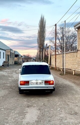 LADA (VAZ) 2107 2003, 350,000 km - 1.6 l - Samux