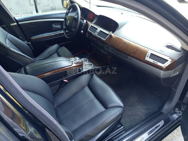BMW 745 2003, 228,000 km - 4.4 l - Bakı