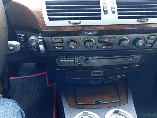 BMW 745 2003, 228,000 km - 4.4 l - Bakı